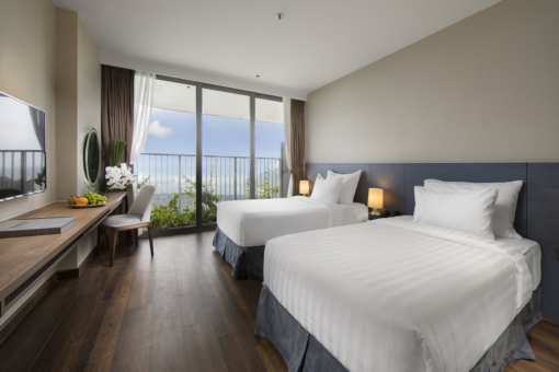 Giá phòng Deluxe Mountain View flamingo cát bà