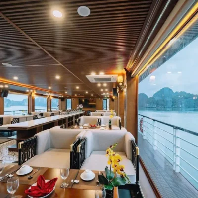 Trải nghiệm ăn trên biển