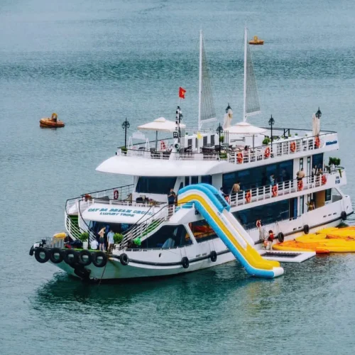 giá combo du thuyền cát bà